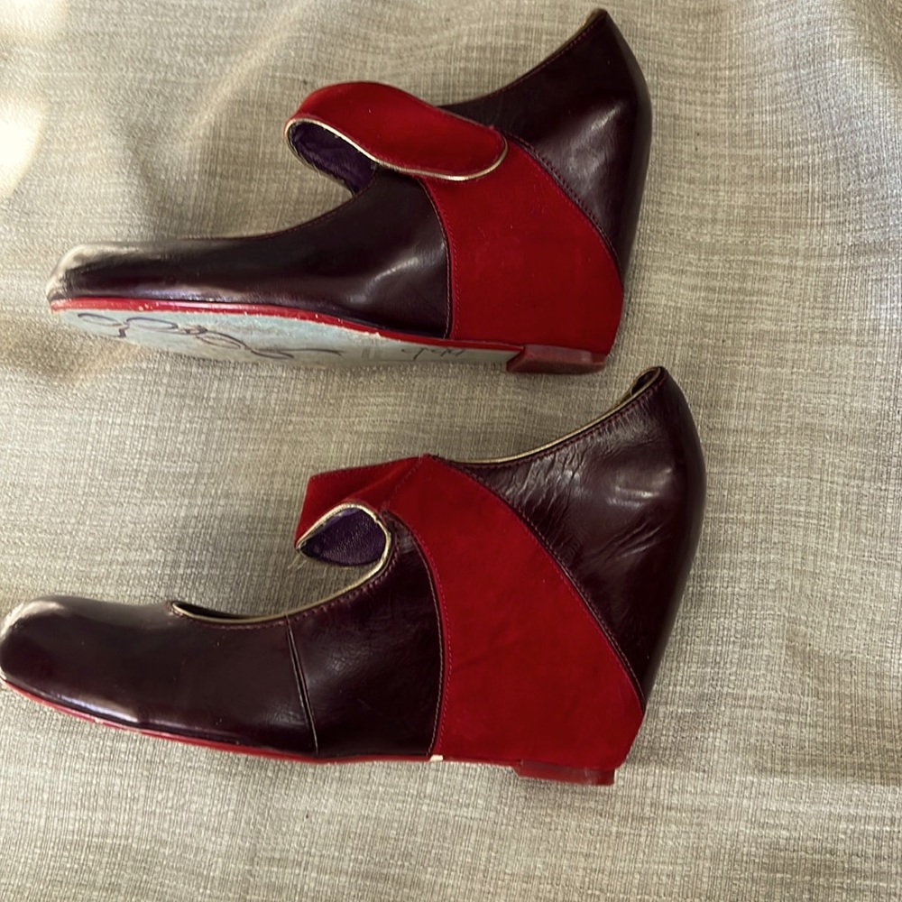 Poetic Licence Ruby red Mary Jane sz 7.5(38 1/2) wedge shoes